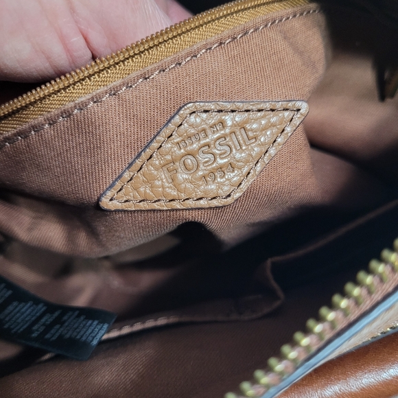 Fossil Crossbody leather bag - Picture 15 of 16